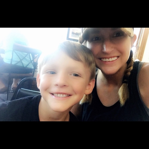 Meet your Posher, Rebecca - Picture 5 of 5